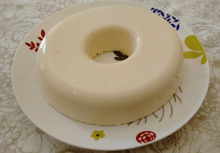 Pudim de Maria Mole