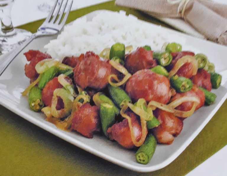 Quiabo com Linguiça