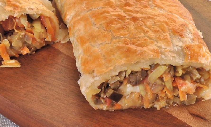 Rocambole Folhado de Berinjela