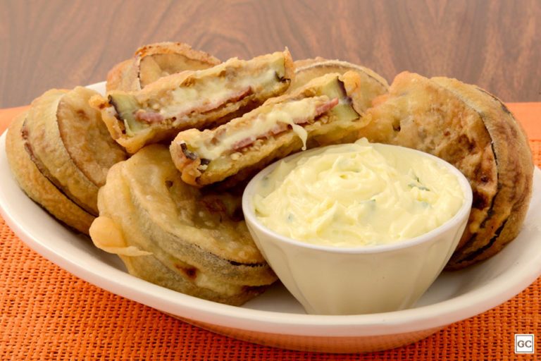 Berinjela Recheada e Empanada