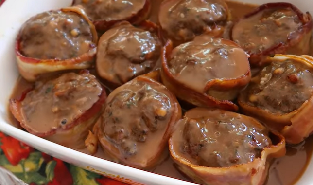 Medalhão de Carne e Molho Madeira