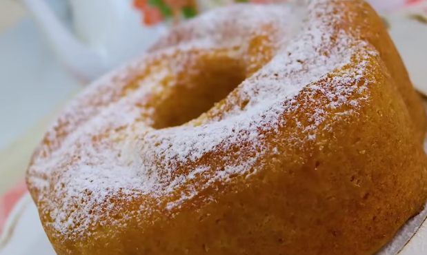 Bolo de creme de leite