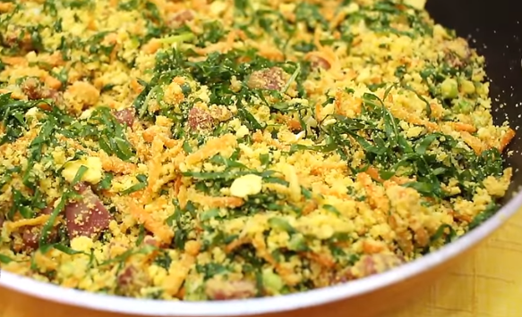 Farofa de Couve e Bacon