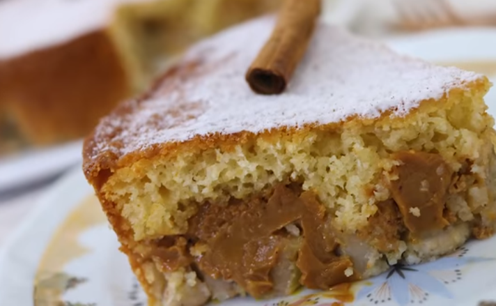 Torta de Banana com Doce de Leite