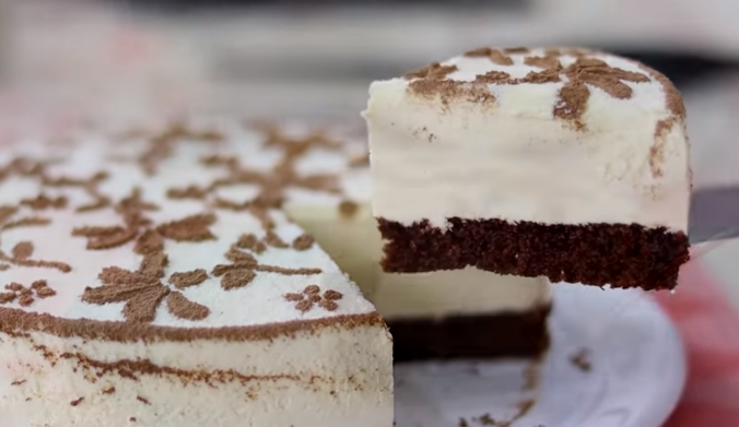 Bolo Mousse de Leite Ninho