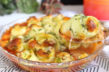 Rolinho de Abobrinha com Queijo