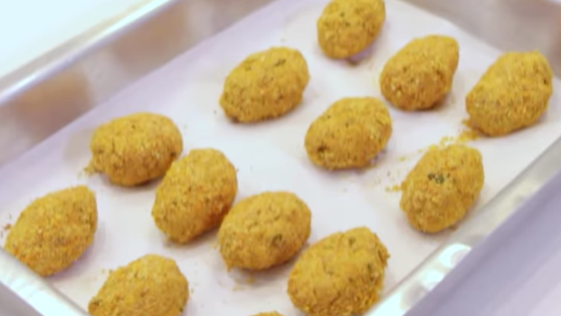 Salgado de Frango Assado - Meu Caderno de Receitas