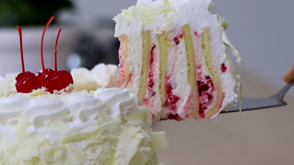 Bolo Floresta Branca - Meu Caderno de Receitas