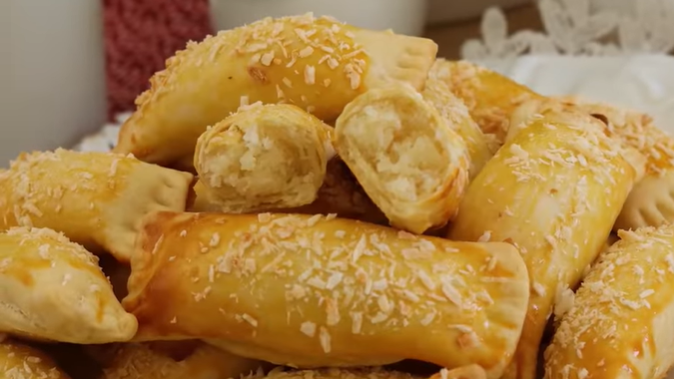 Rolinhos de Coco - Meu Caderno de Receitas