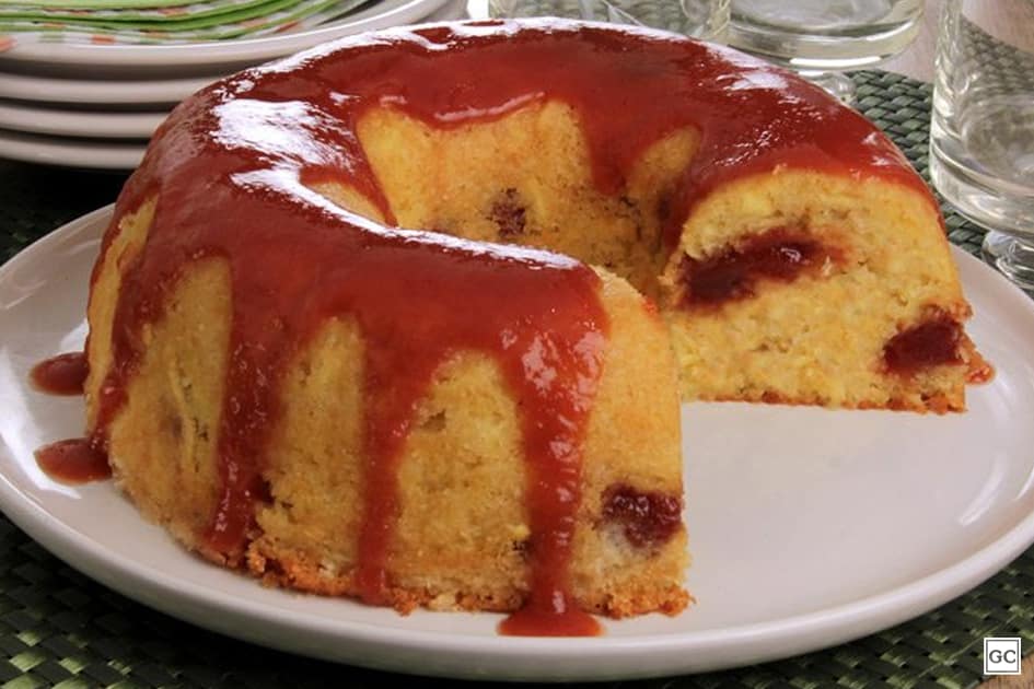 Bolo de Mandioca com Goiabada,