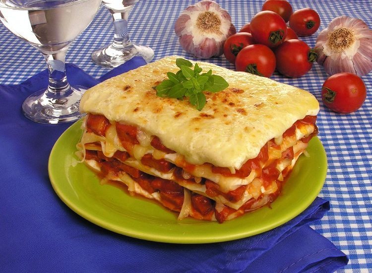 Lasanha de calabresa com catupiry - Meu Caderno de Receitas