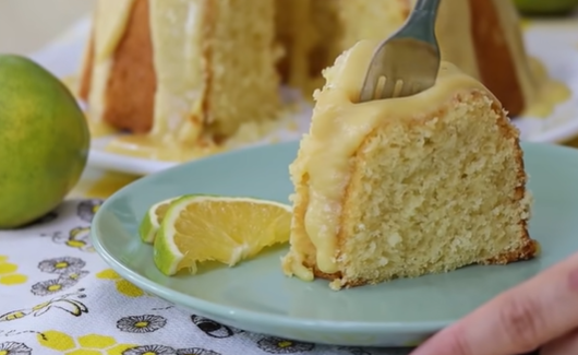 Bolo com Brigadeiro de Laranja - Meu Caderno de Receitas