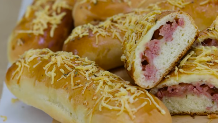 Pãozinho Recheado com Calabresa - Meu Caderno de Receitas