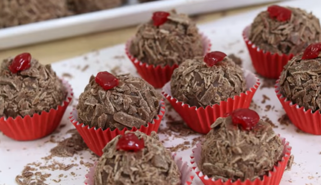 Brigadeiro de Floresta Negra - Meu Caderno de Receitas