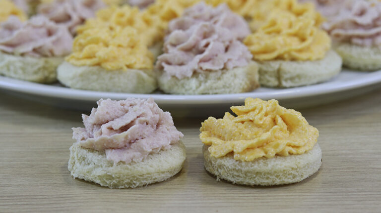 Canapés de Presunto e Queijo - Meu Caderno de Receitas